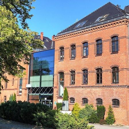 Szkolne Schronisko Mlodziezowe Dabrowka Hostel Prudnik Ngoại thất bức ảnh